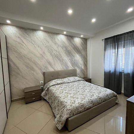 Casa Vacanza Helios Leonforte ภายนอก รูปภาพ