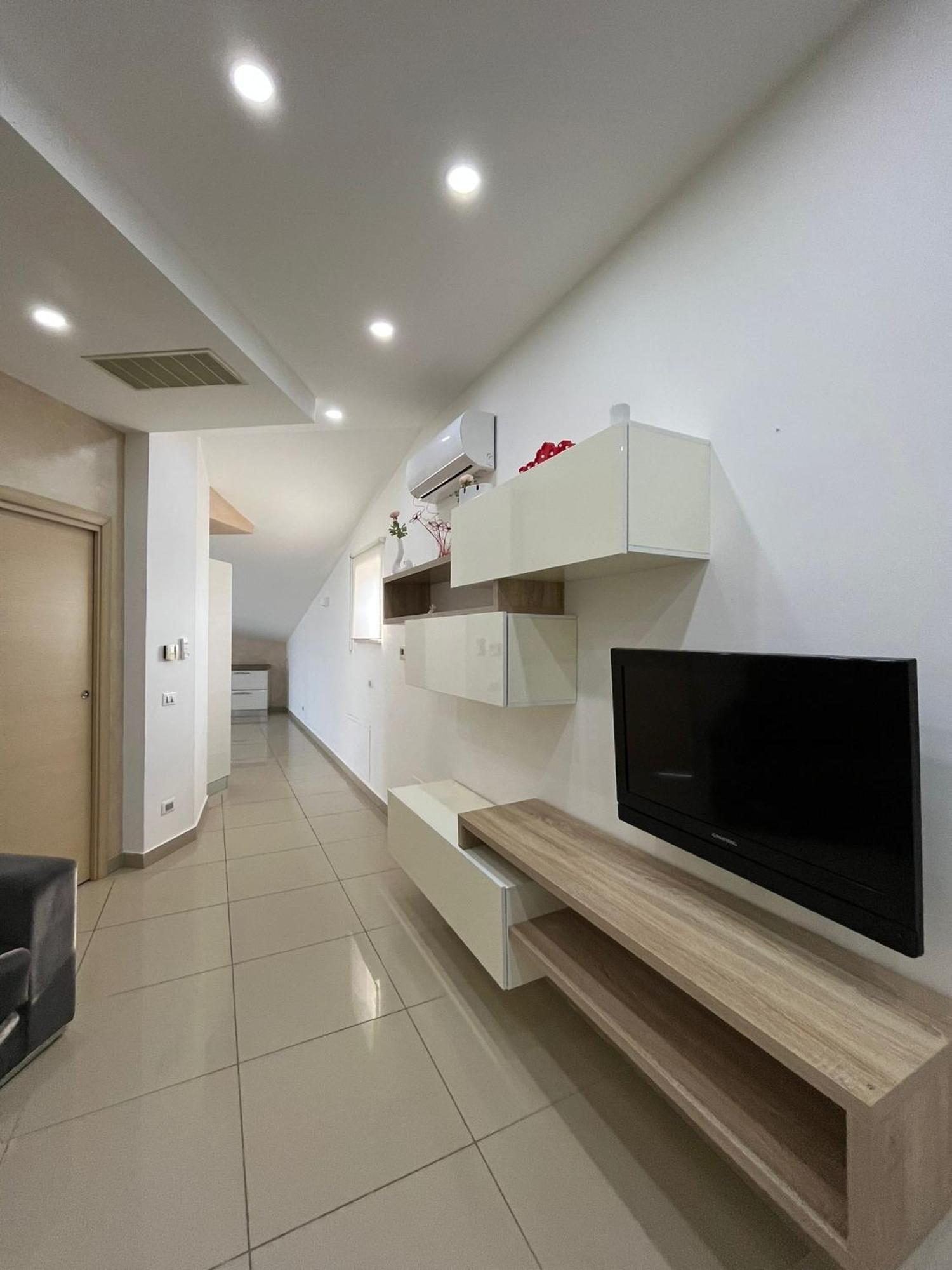 Casa Vacanza Helios Leonforte ภายนอก รูปภาพ